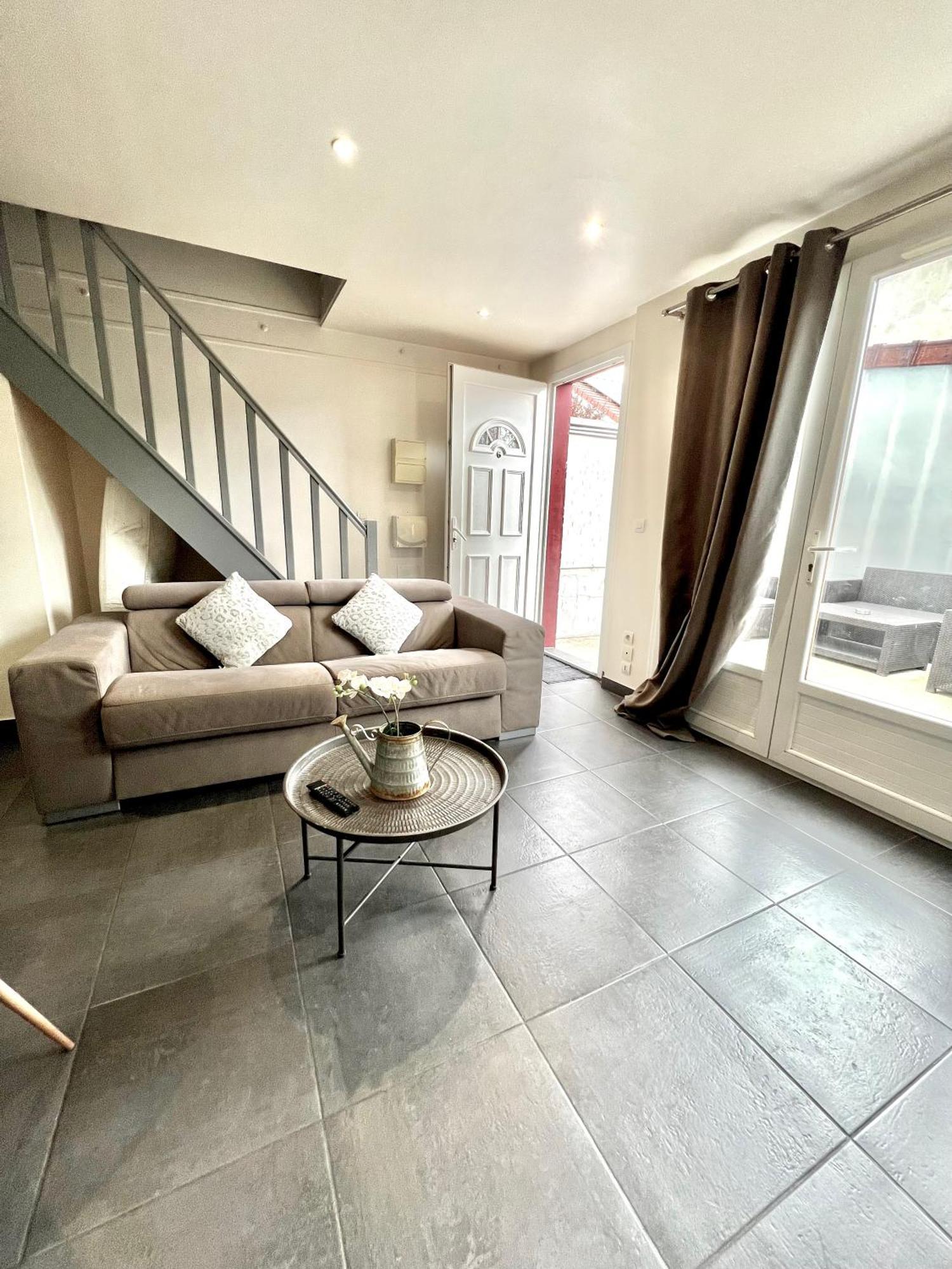 Fabulous Apartment Ac Lovely Terrace 10 Min Paris Vitry-sur-Seine Exterior photo